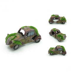 20 Pcs Resin Damaged Car Shape Ornaments Putting On the Car Desk